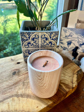 Load image into Gallery viewer, Biophilia: Beautiful Wood/Ceramic Hinoki Scented Candle