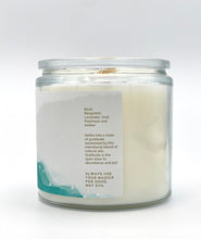 Load image into Gallery viewer, naturally scented candle